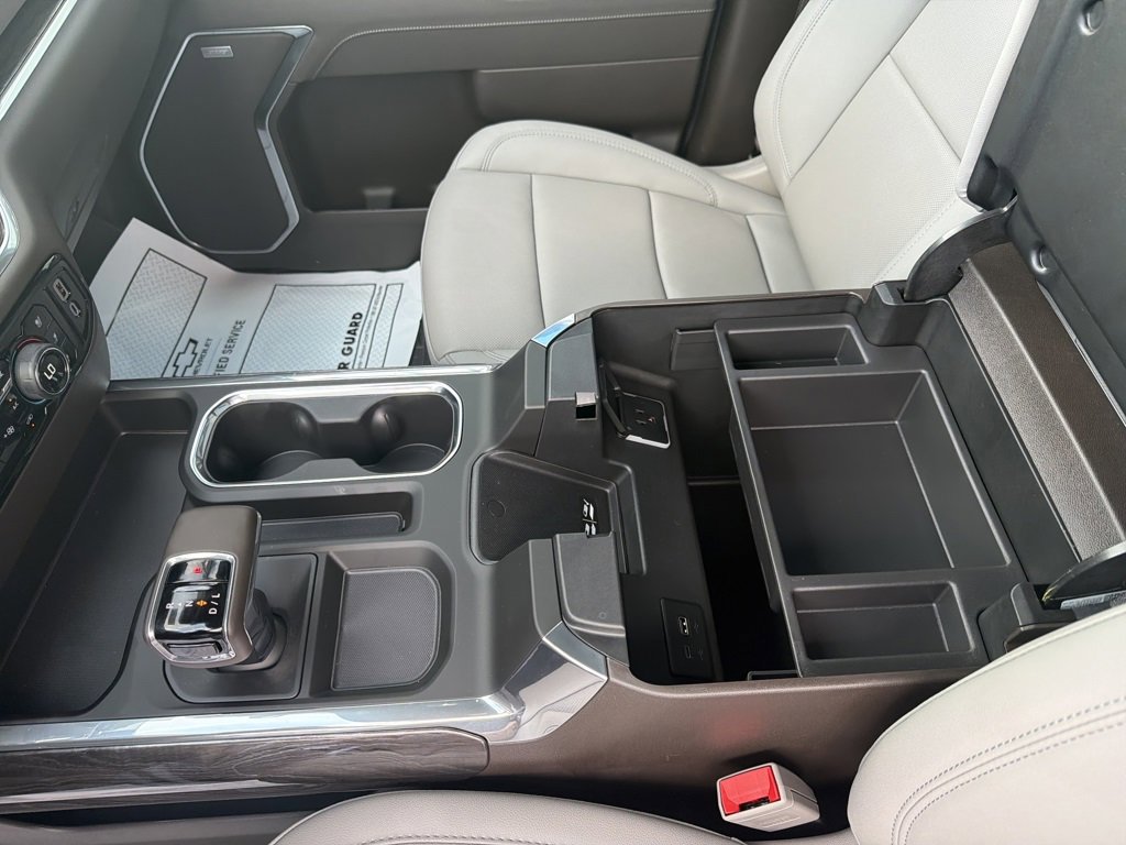 New 2026 Chevrolet Silverado 1500 LTZ w/ Z71 Off-Road Package image 18