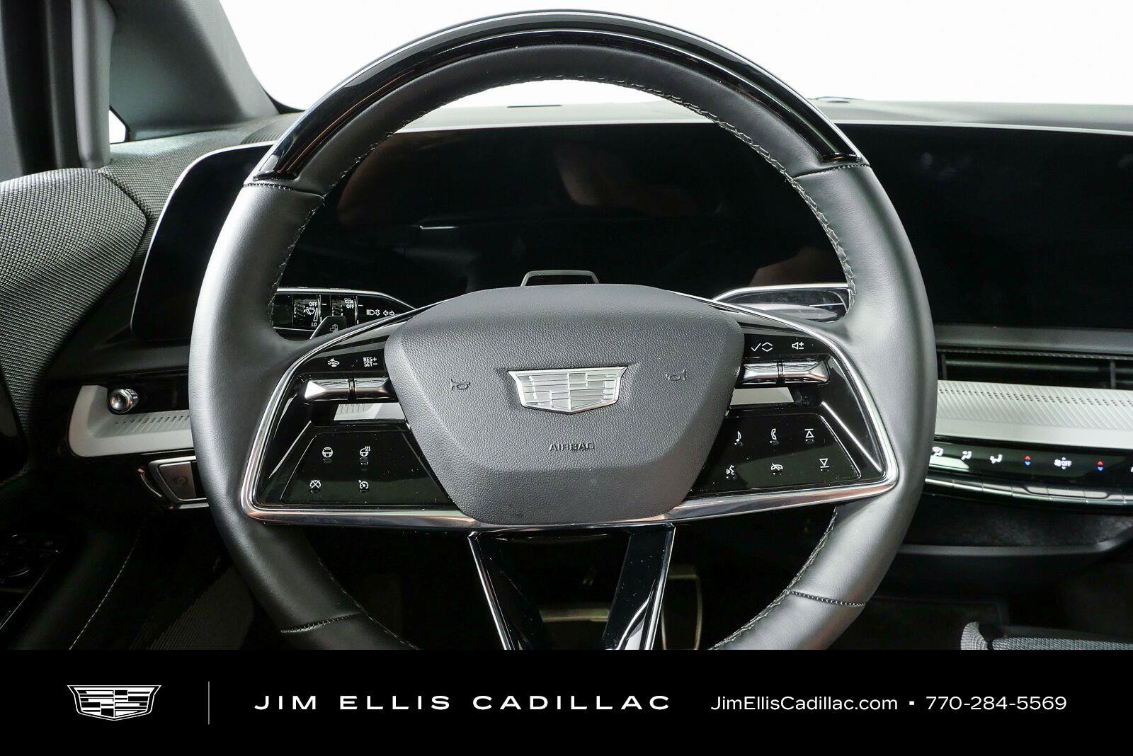 Used 2025 Cadillac Optiq Luxury 1 AWD/4WD image 10