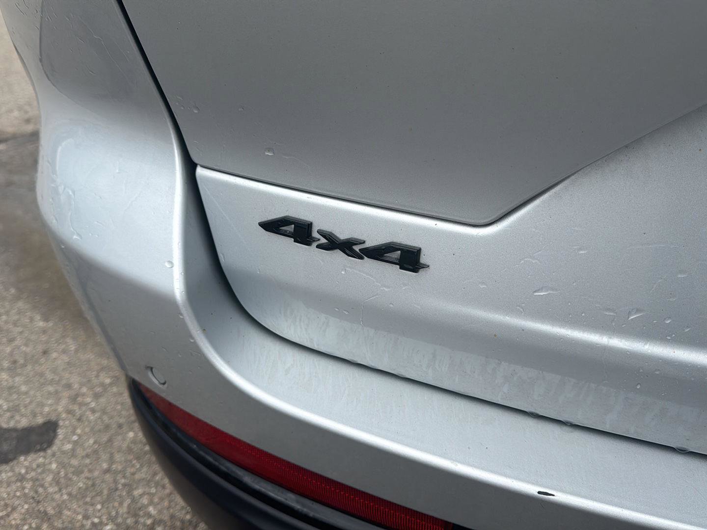 Used 2025 Jeep Grand Cherokee Altitude image 5