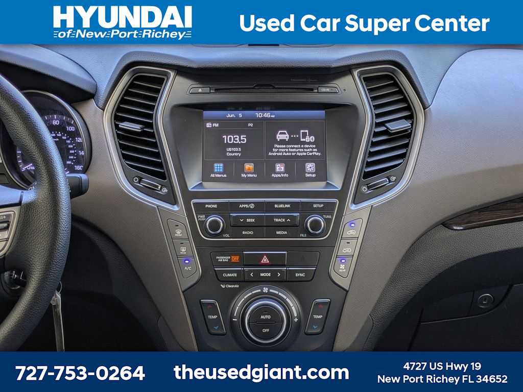 Used 2018 Hyundai Santa Fe SE FWD image 22