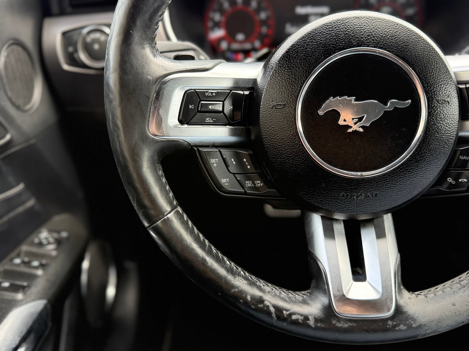 Used 2019 Ford Mustang Premium w/ Equipment Group 201A RWD image 26