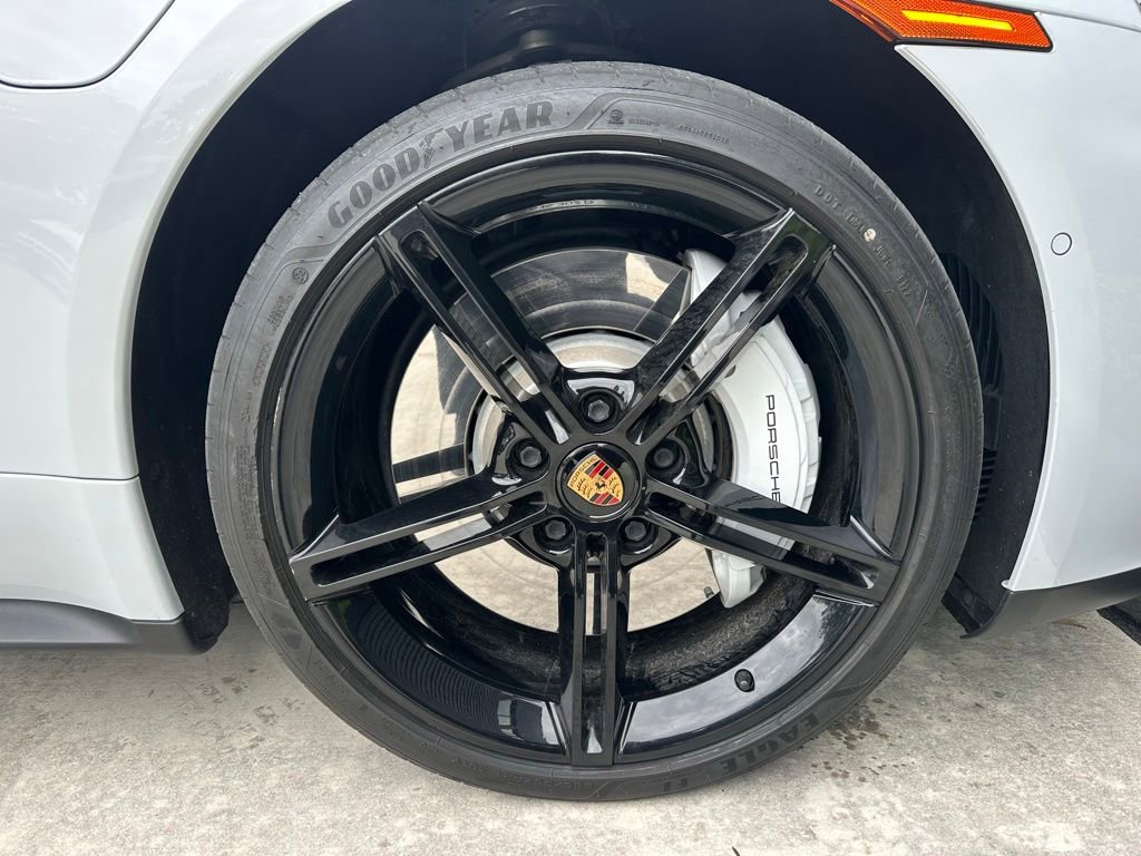 Certified 2022 Porsche Taycan GTS AWD/4WD image 15