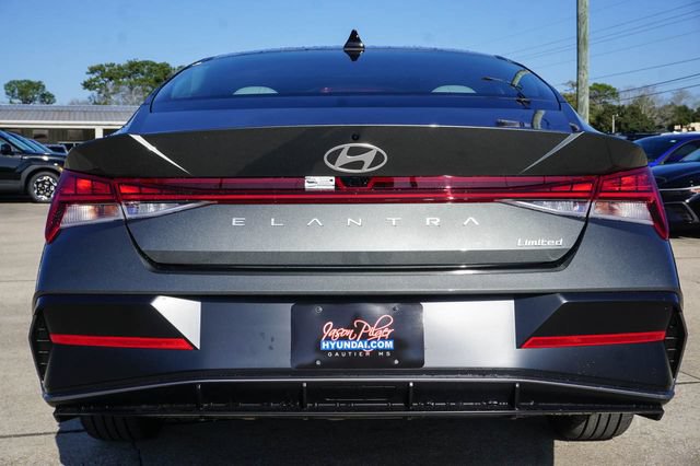 New 2026 Hyundai Elantra Limited FWD image 6