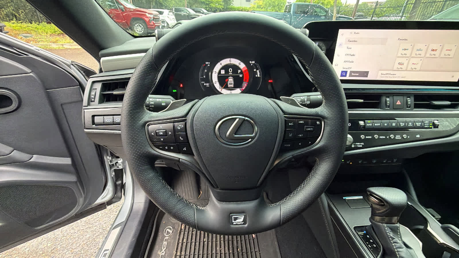 Used 2025 Lexus ES 350 F Sport w/ Accessory Package (Z2) FWD image 15
