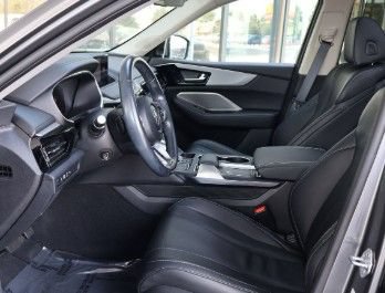 Used 2023 Acura MDX w/ Technology Package FWD image 7