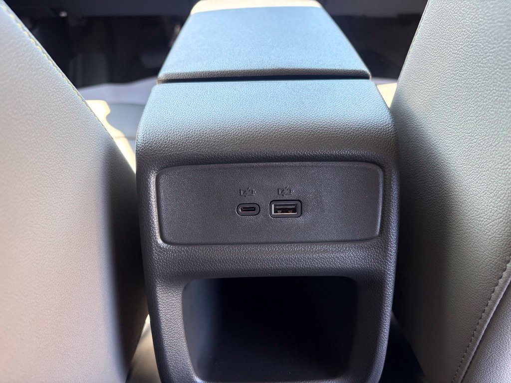 New 2026 Chevrolet Trax ACTIV w/ Sunroof Package FWD image 39