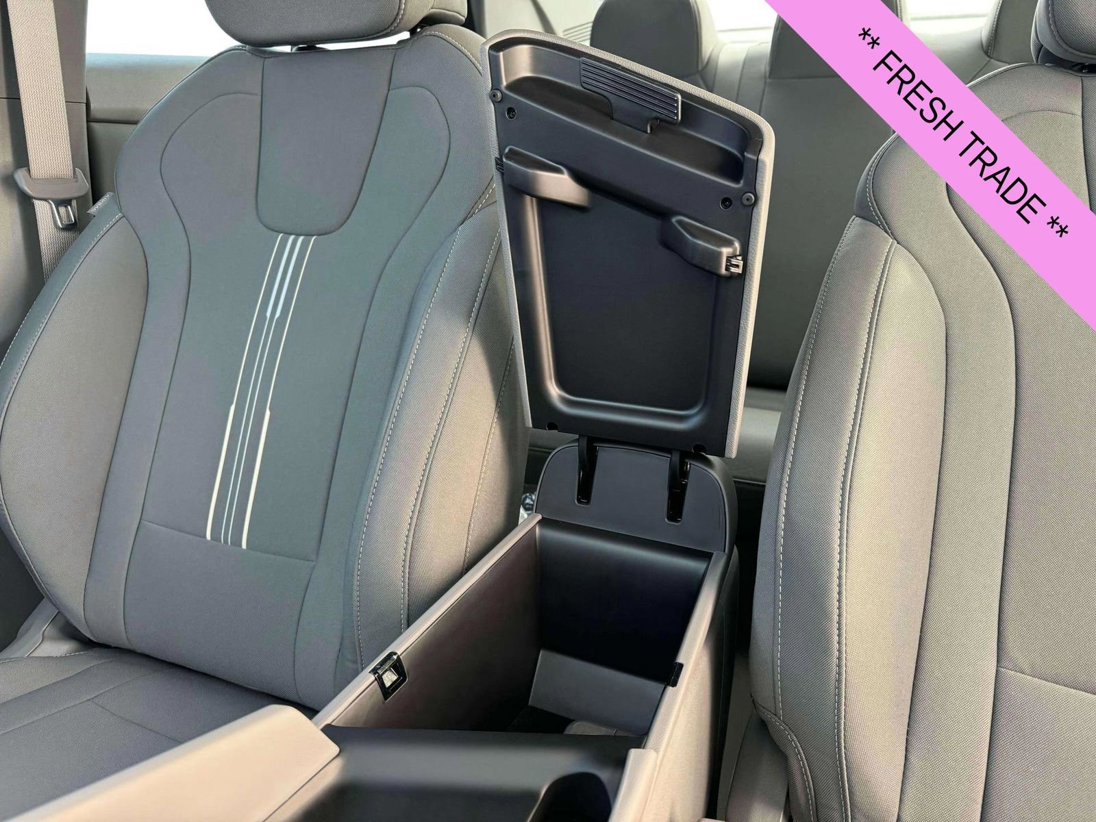 Used 2025 Hyundai Elantra Sport image 20