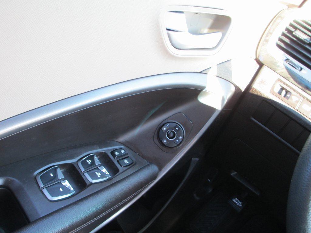 Used 2017 Hyundai Santa Fe Sport image 20