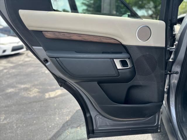 Used 2020 Land Rover Discovery HSE AWD/4WD image 19
