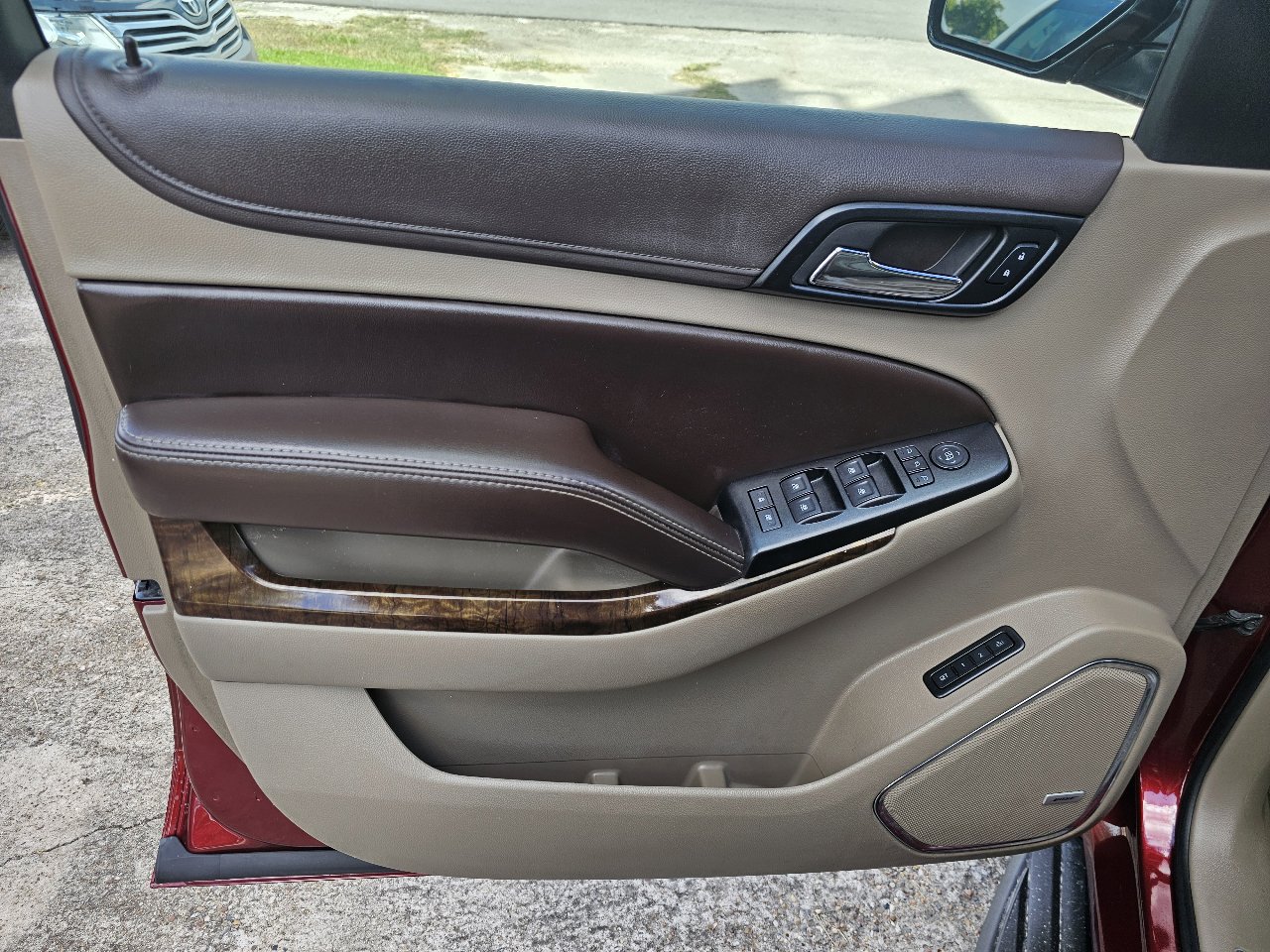 Used 2016 Chevrolet Suburban LT w/ Texas Edition Package RWD image 24