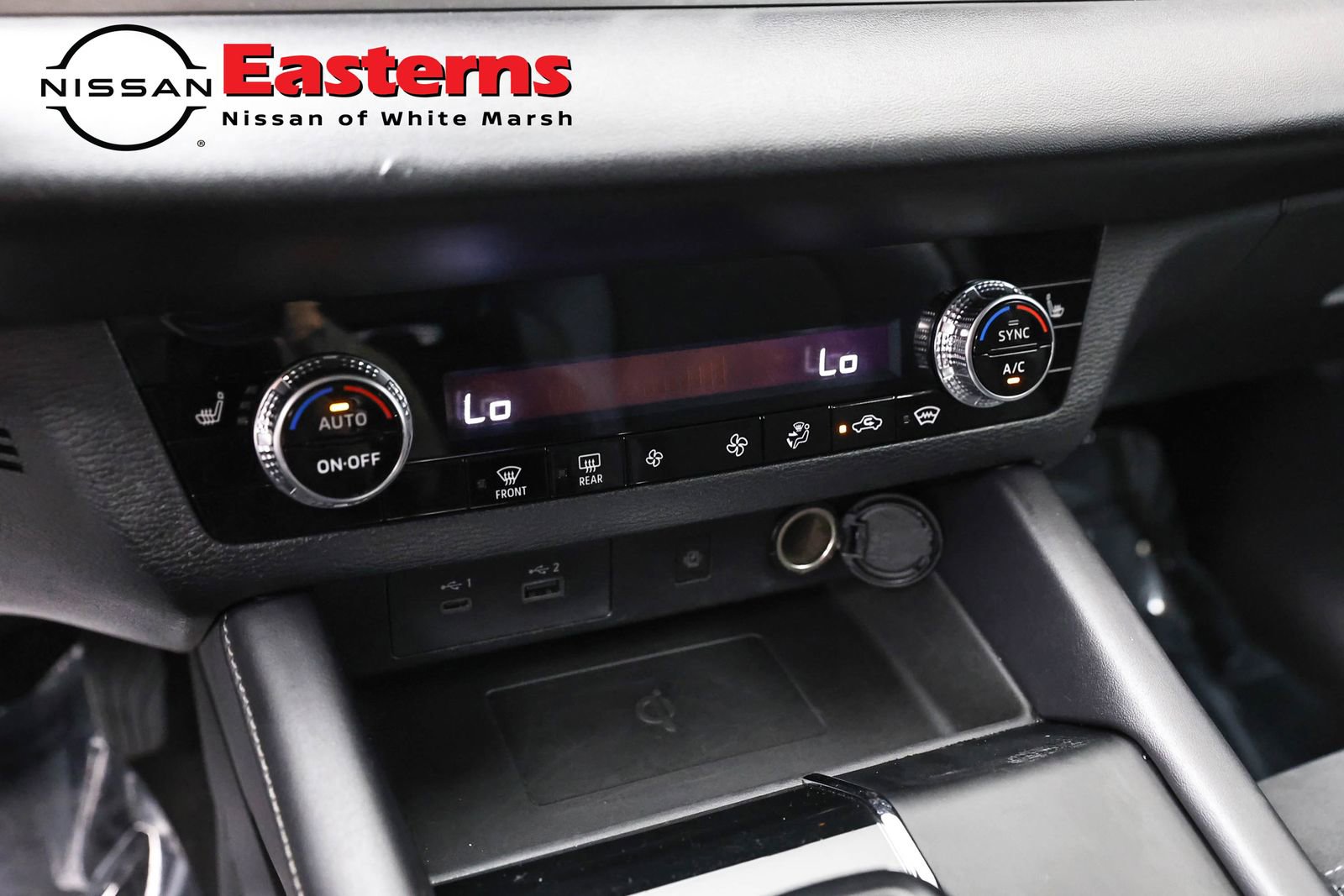 Used 2024 Mitsubishi Outlander AWD image 18