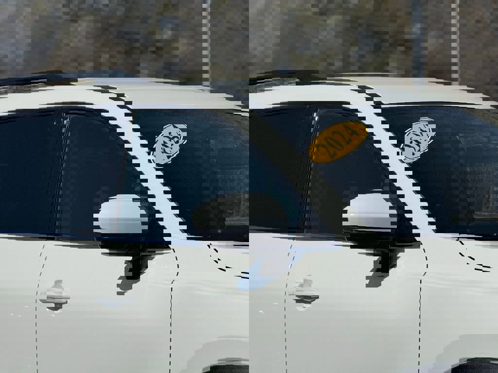 Used 2024 Nissan Pathfinder SV image 7