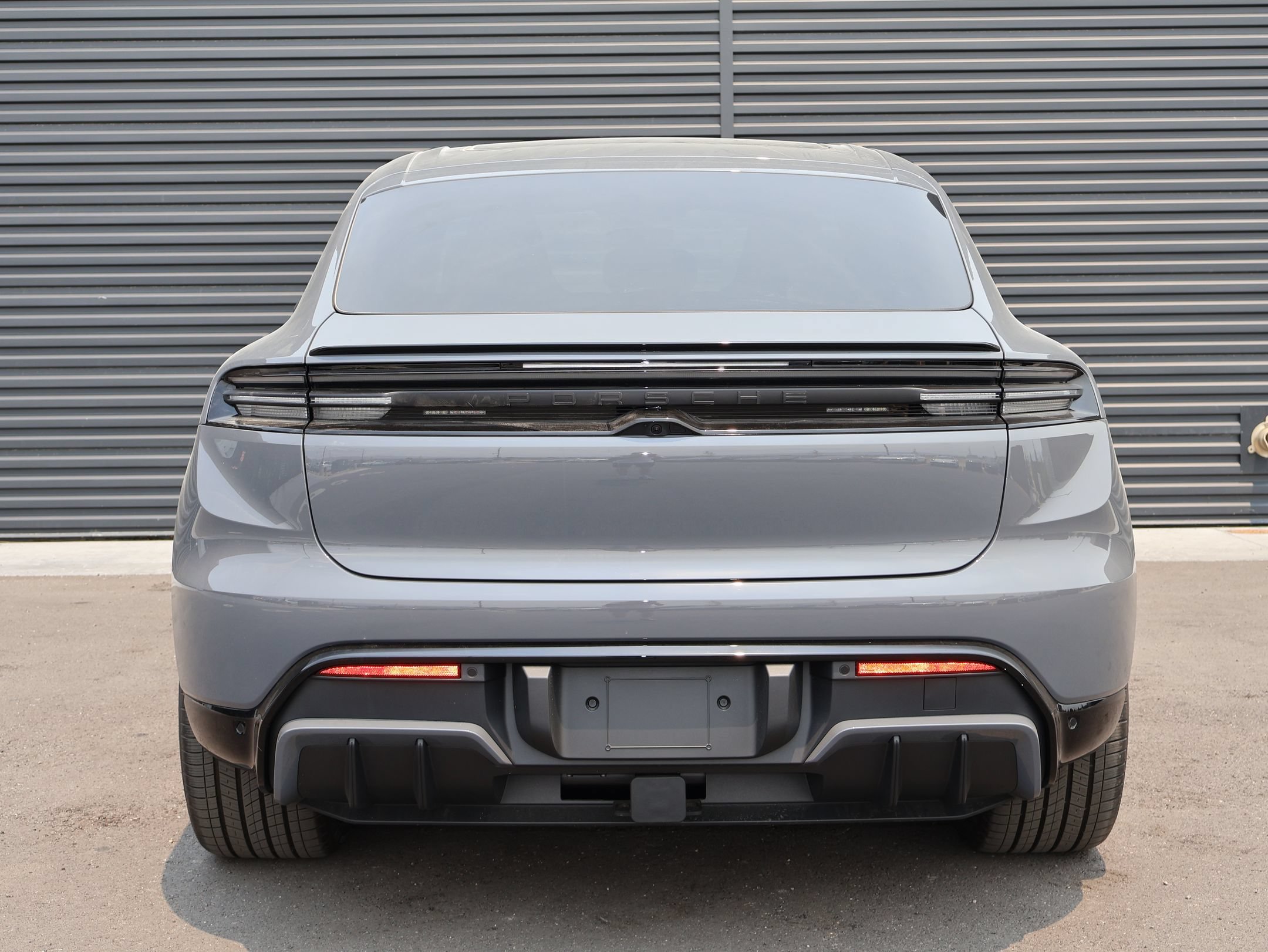 New 2026 Porsche Macan GTS Electric AWD/4WD image 8