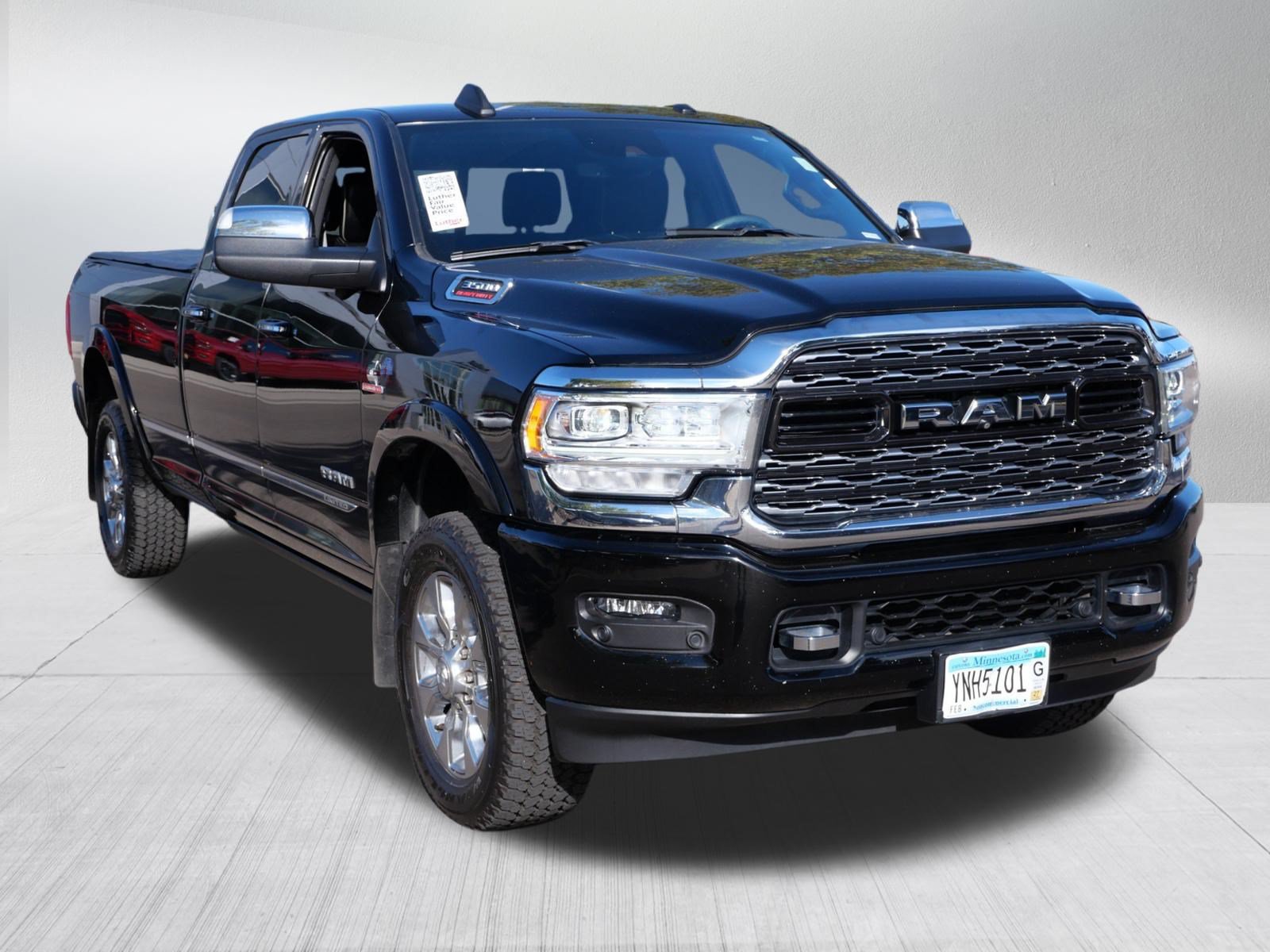 Used 2019 RAM 3500 Limited AWD/4WD image 2