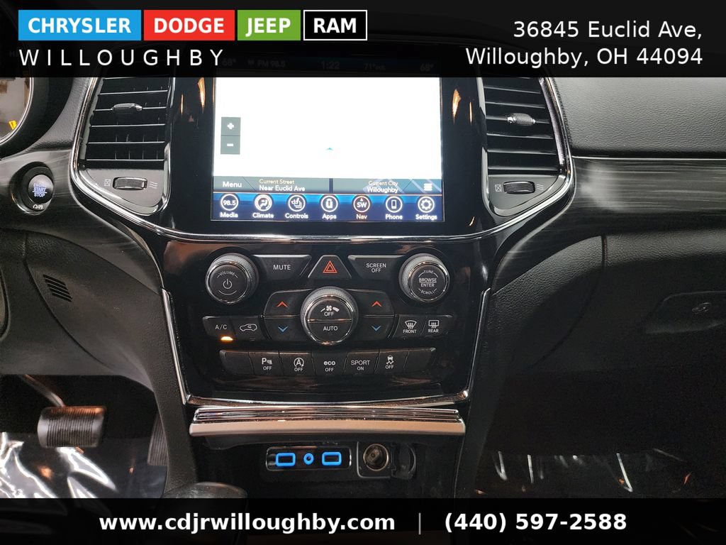 Used 2021 Jeep Grand Cherokee Laredo X AWD/4WD image 21