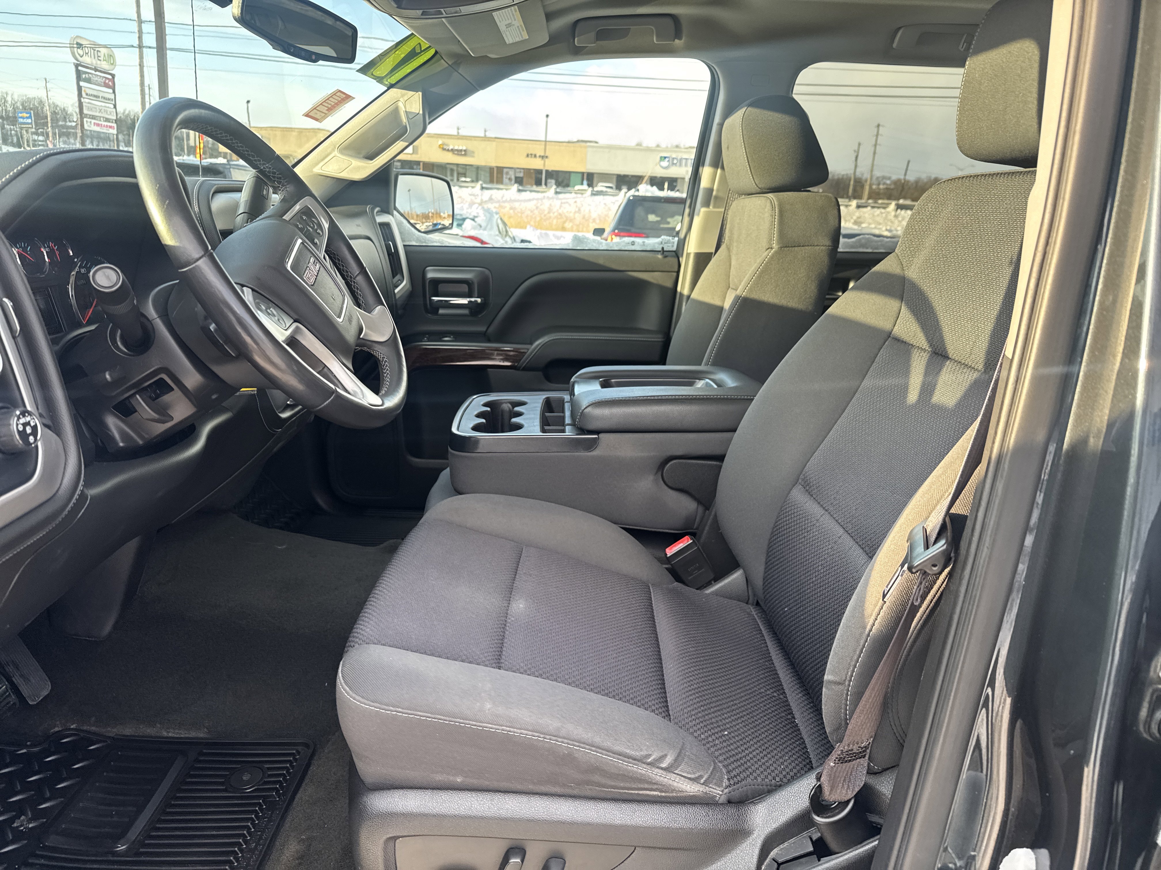 Used 2017 GMC Sierra 1500 SLE w/ SLE Value Package image 12