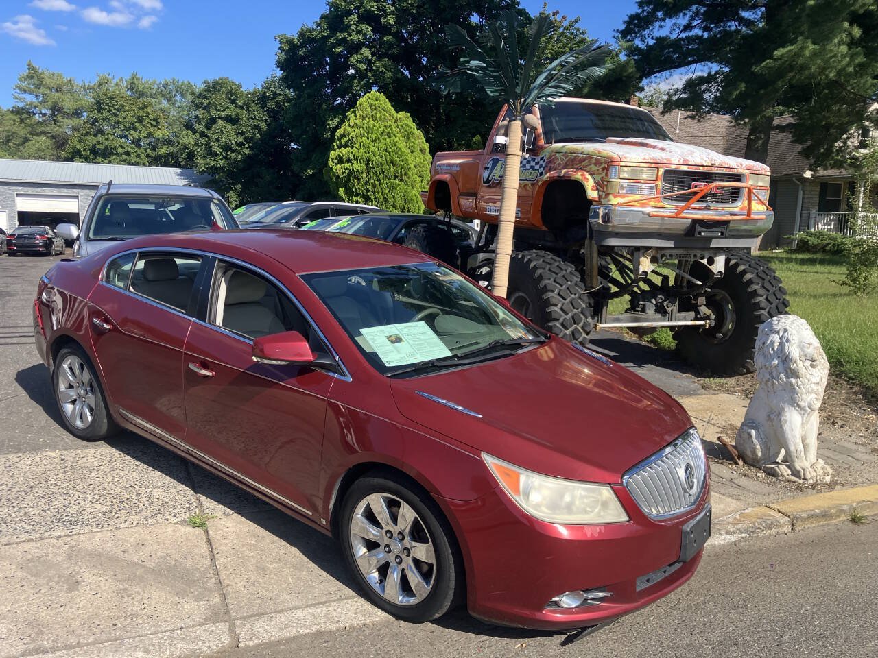 Used 2010 Buick LaCrosse CXL FWD image 2