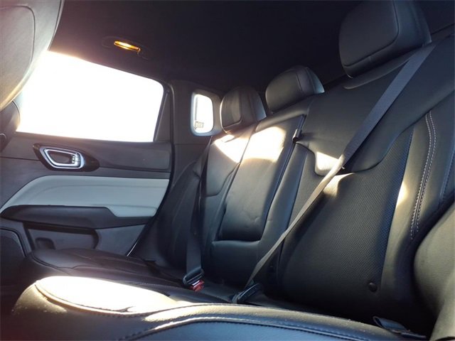 Certified 2023 Jeep Compass Limited image 16