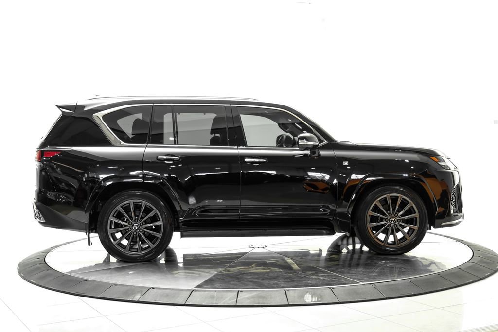 Used 2024 Lexus LX 600 F Sport AWD/4WD image 5