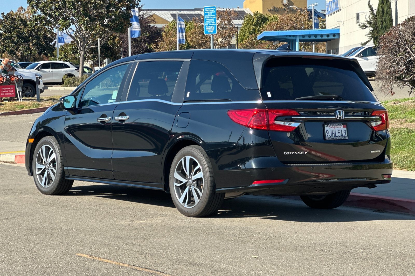 Certified 2024 Honda Odyssey Touring image 6