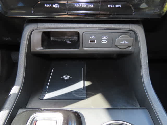 Certified 2024 Honda Pilot Touring image 26
