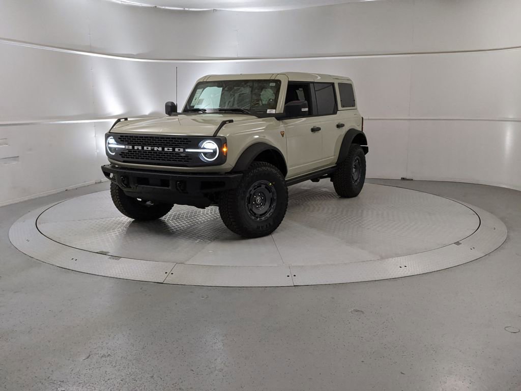 New 2025 Ford Bronco Badlands image 6