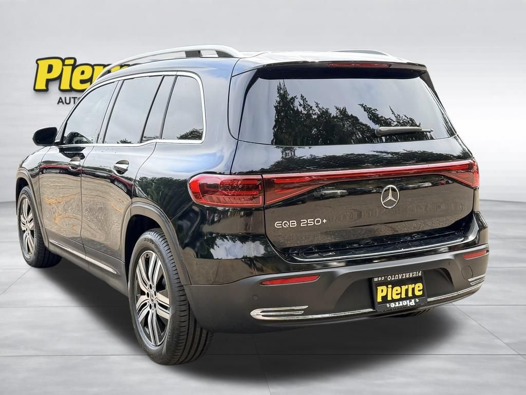 Used 2024 Mercedes-Benz EQB 250+ w/ Winter Package image 8