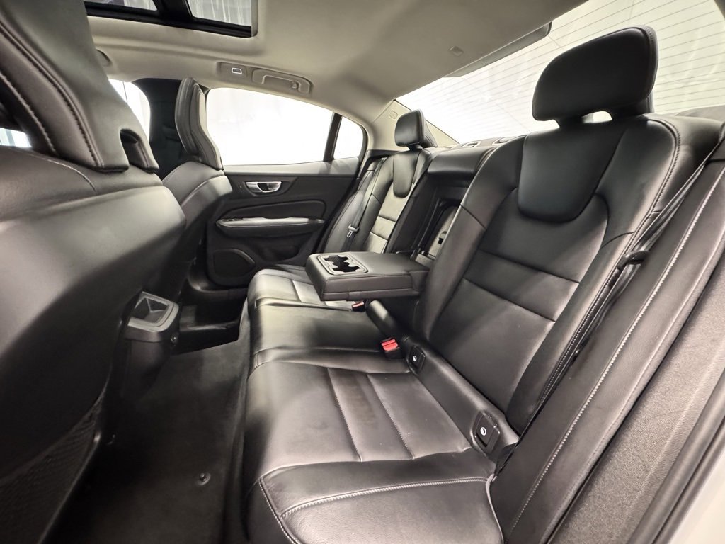 Used 2024 Volvo S60 B5 Core image 22