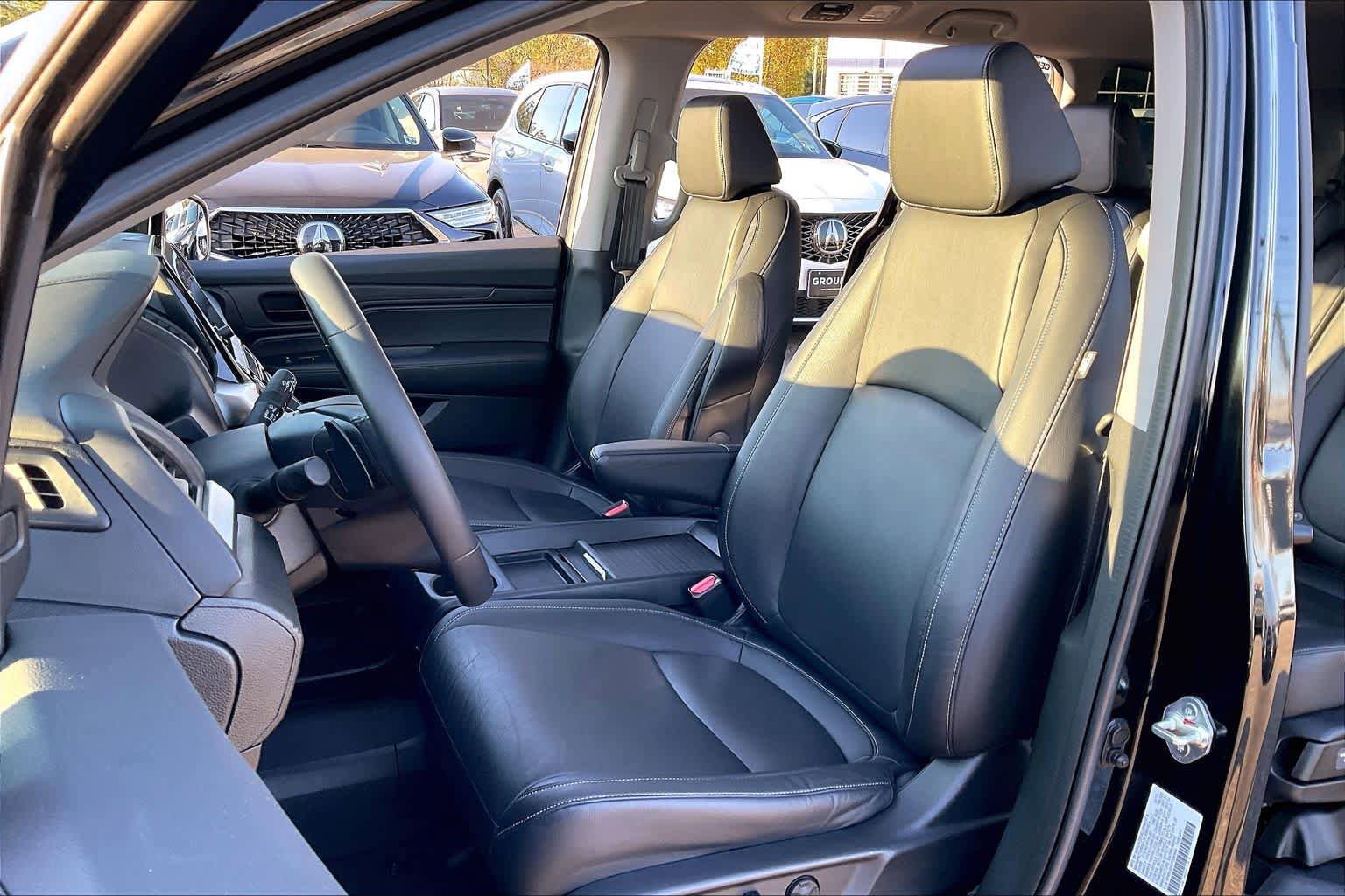Used 2023 Honda Odyssey EX-L image 8