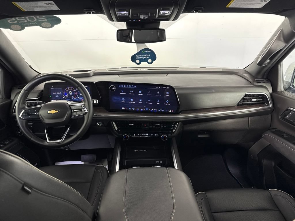 Certified 2025 Chevrolet Suburban Premier AWD/4WD image 30