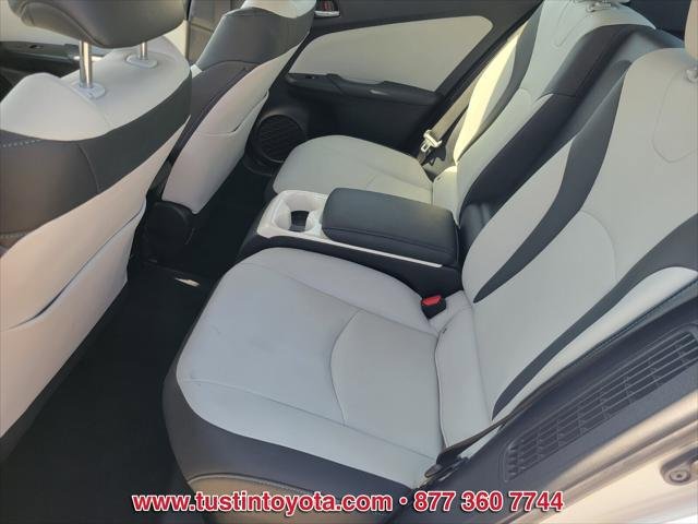 Certified 2017 Toyota Prius Prime Premium FWD image 11