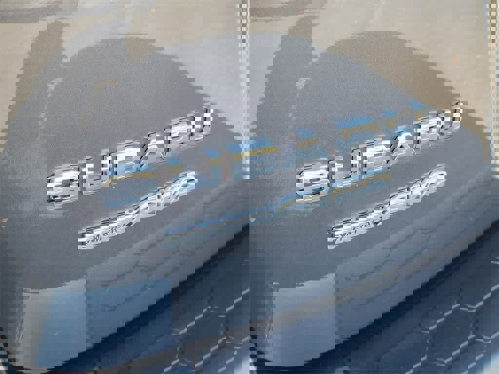 Used 2023 Subaru Crosstrek 2.5i Limited w/ Moonroof Package image 5