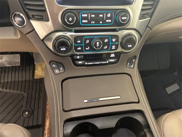 Used 2016 Chevrolet Suburban LTZ image 21