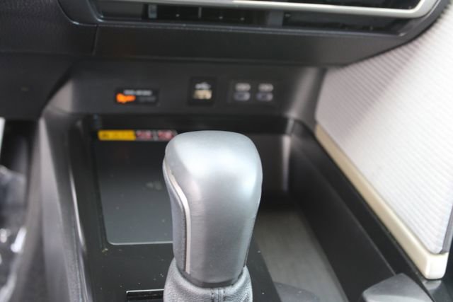 Used 2025 Toyota Camry SE FWD image 26