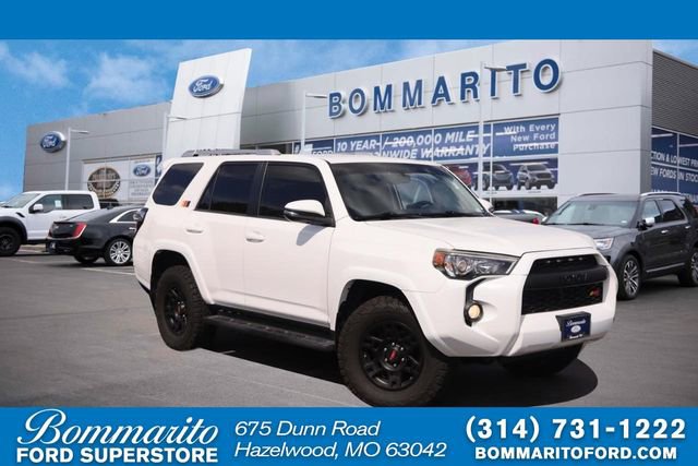 Used 2018 Toyota 4Runner SR5 AWD/4WD image 1