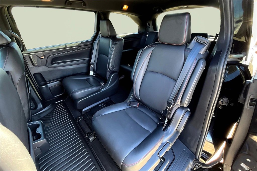 Used 2024 Honda Odyssey Sport image 26