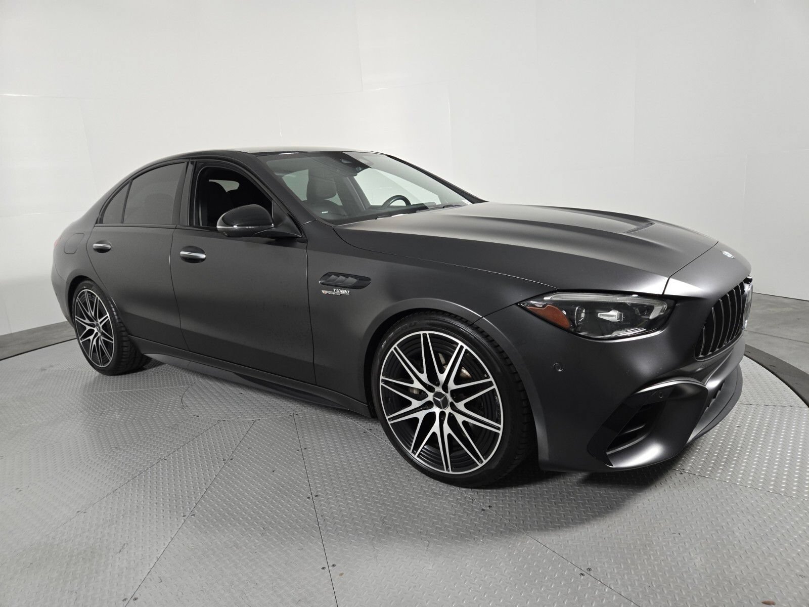 Used 2024 Mercedes-Benz C 63 AMG S image 17