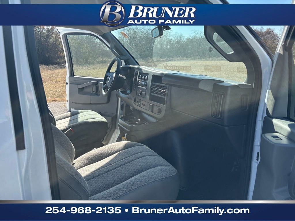 New 2025 Chevrolet Express 3500 w/ Power Convenience Package RWD image 11