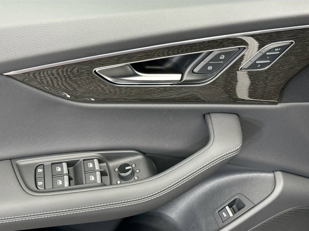 New 2026 Audi Q8 Premium Plus image 22