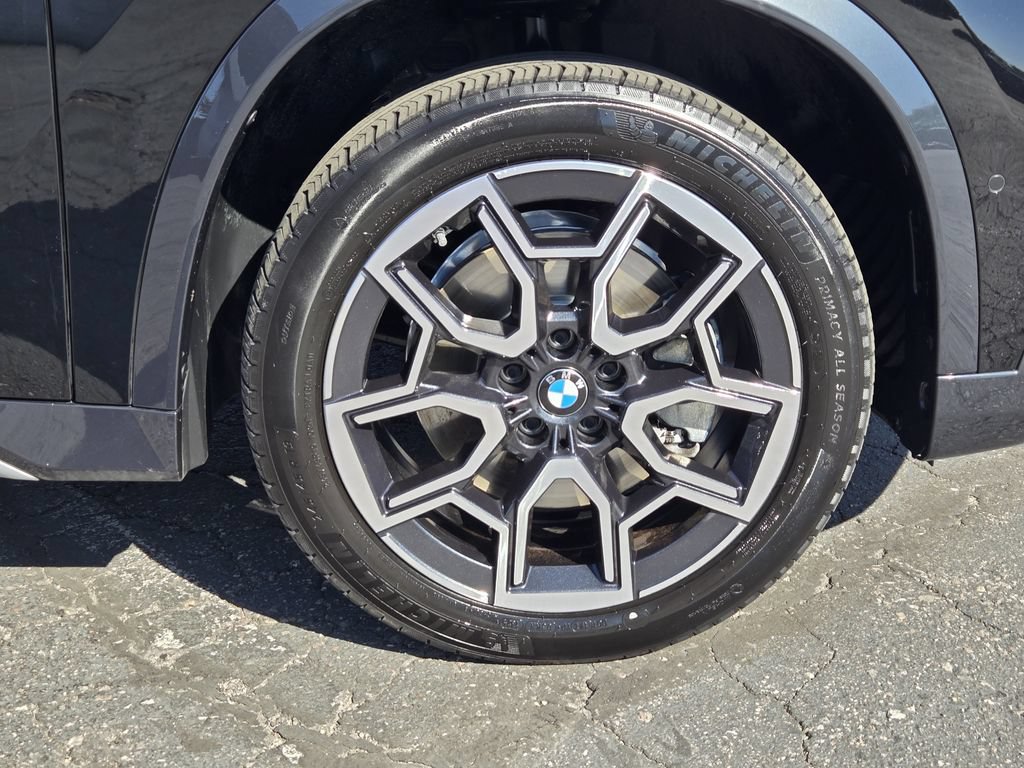 Certified 2025 BMW X1 xDrive28i w/ Convenience Package AWD/4WD image 12
