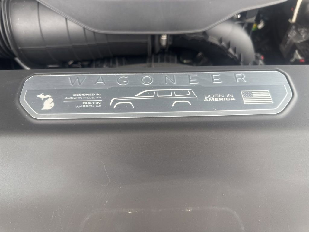 New 2025 Jeep Grand Wagoneer Series III w/ HD Trailer Tow Package image 61