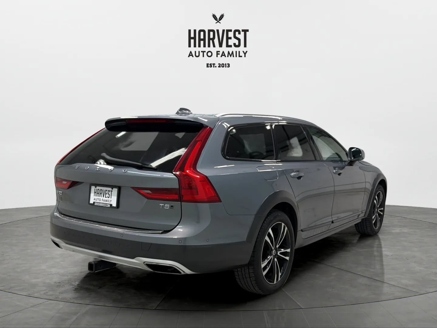 Used 2018 Volvo V90 T5 Cross Country w/ Convenience Package AWD/4WD image 6