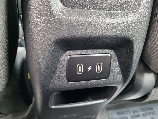 Used 2025 Hyundai Venue SEL image 11