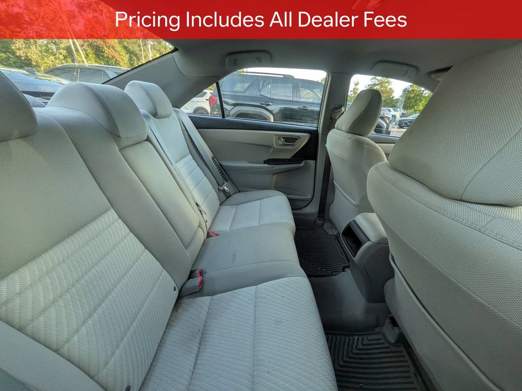 Used 2015 Toyota Camry LE FWD image 8