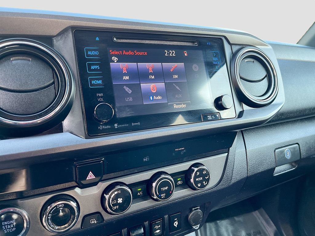 Used 2019 Toyota Tacoma TRD Off-Road w/ Technology Package image 14