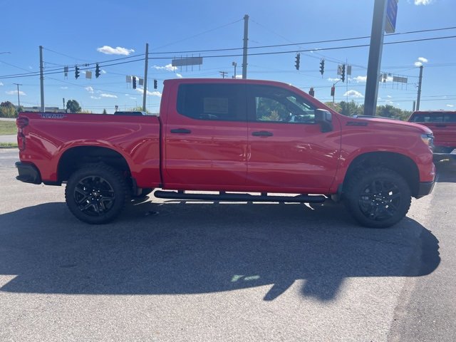 New 2026 Chevrolet Silverado 1500 Custom Trail Boss w/ LPO, Dark Essentials Package image 5