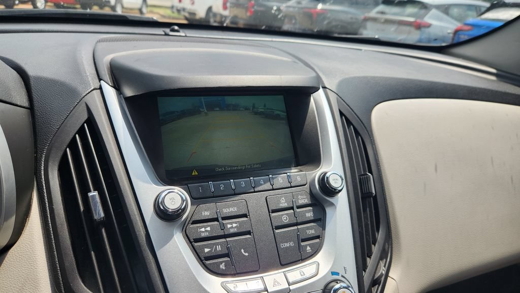Used 2015 Chevrolet Equinox LT w/ Driver Convenience Package AWD/4WD image 17