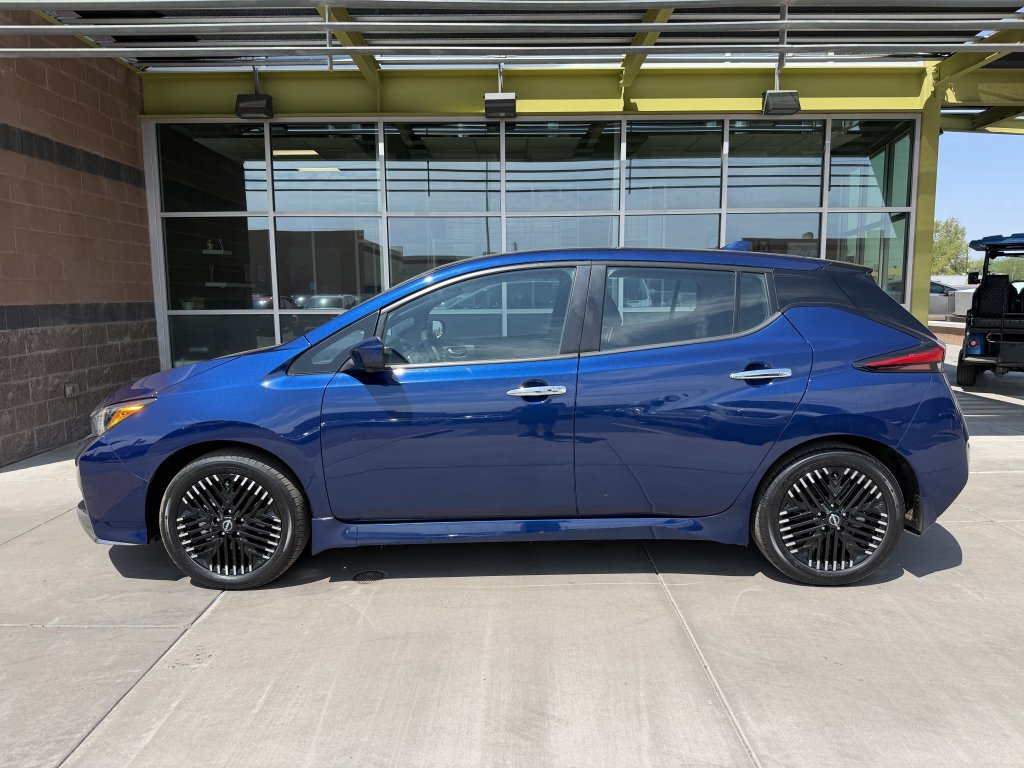Used 2025 Nissan Leaf SV Plus FWD image 7