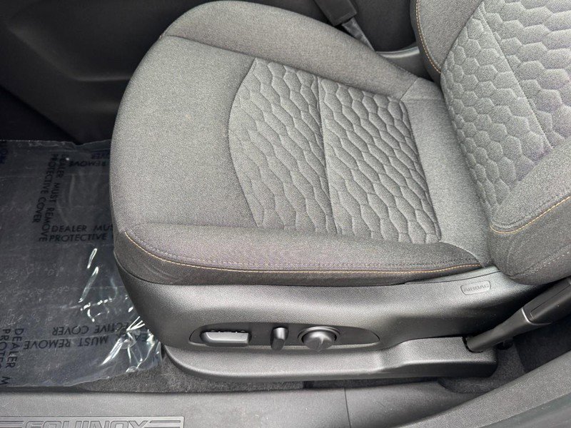 Used 2020 Chevrolet Equinox LT FWD image 14