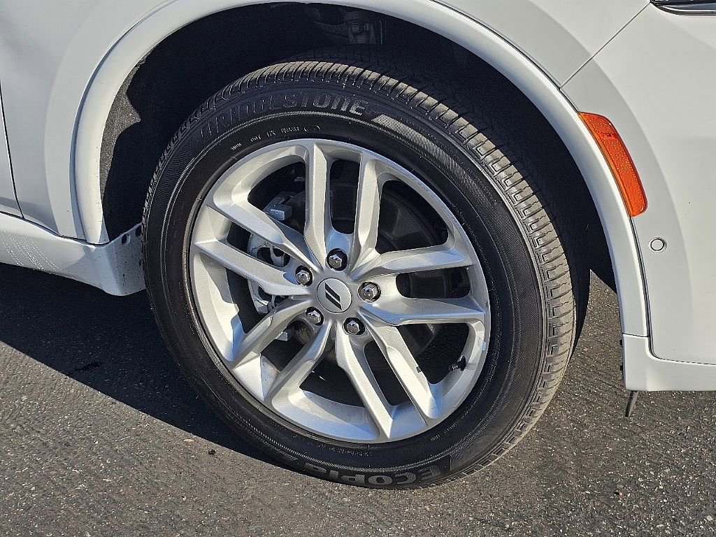 Used 2025 Dodge Durango GT image 8